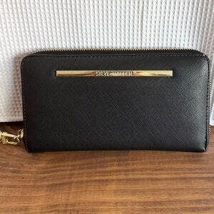 Steve Madden Black Wallet